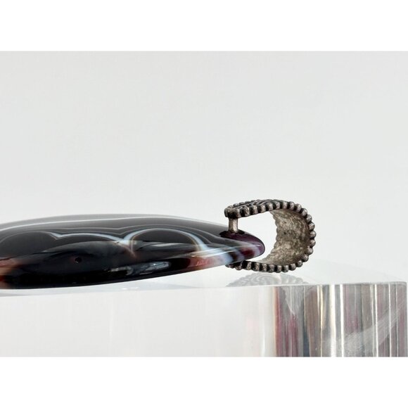 Black & White Marquise Shaped Banded Agate Crystal Silver Toned Vintage Pendant - Picture 5 of 9